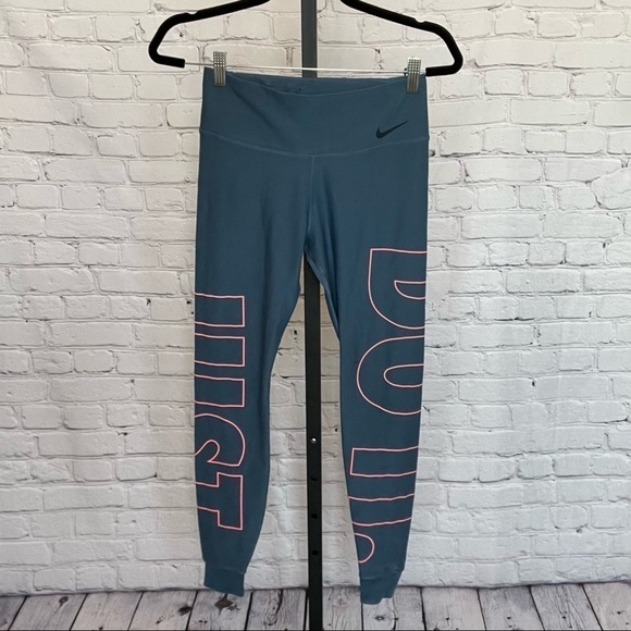 Nike Just Do It Leggings Gunmetal with Pink Writing - Picture 1 of 6